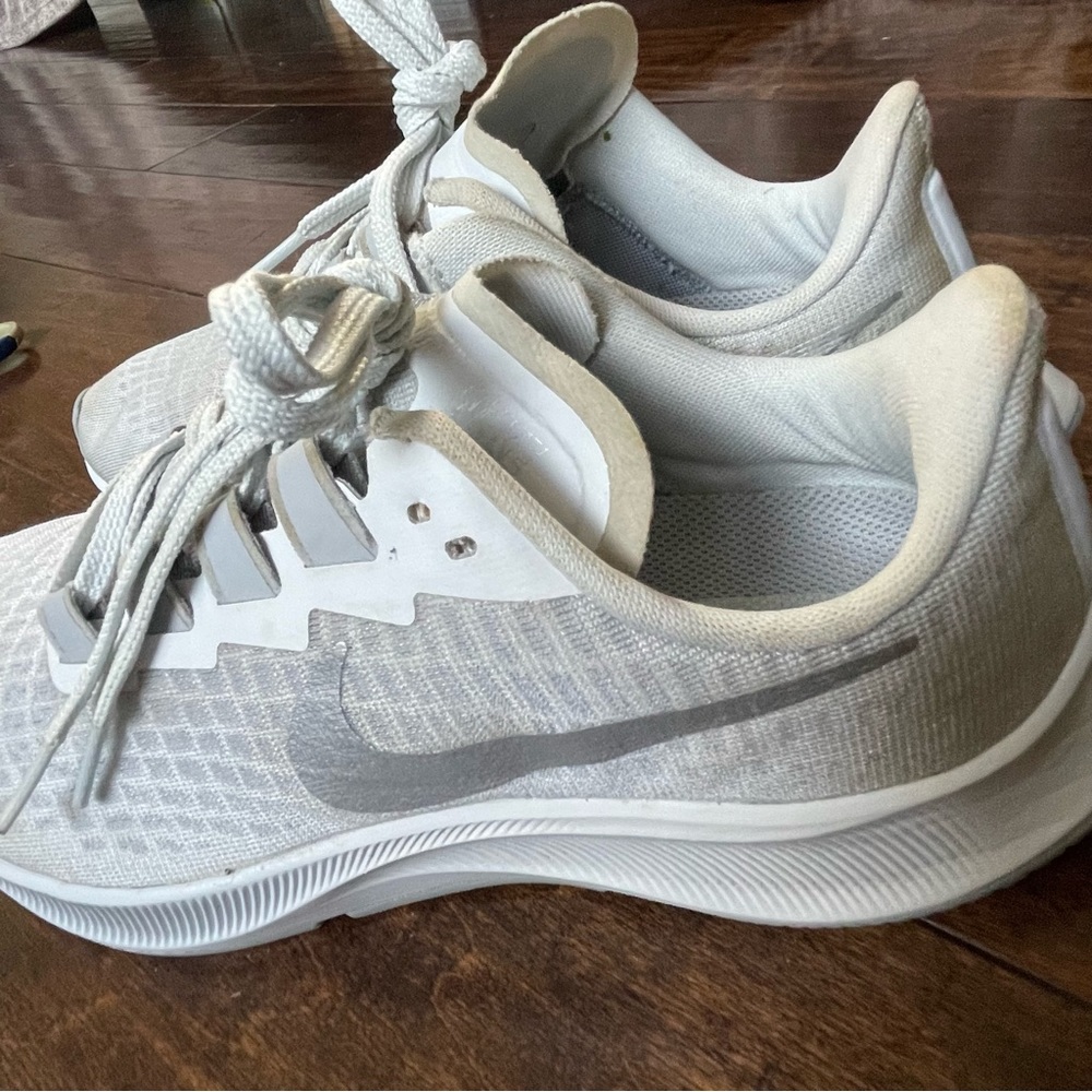 Silver grey Nike Zoom Pegasus 37